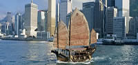 Hong Kong Skyline and dragon boat